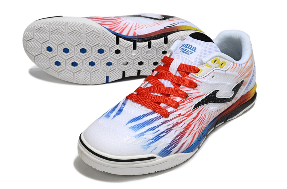 کفش فوتسال جوما